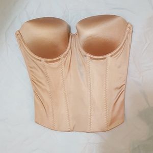 Low back bustier 32C Victoria secret. Bra.